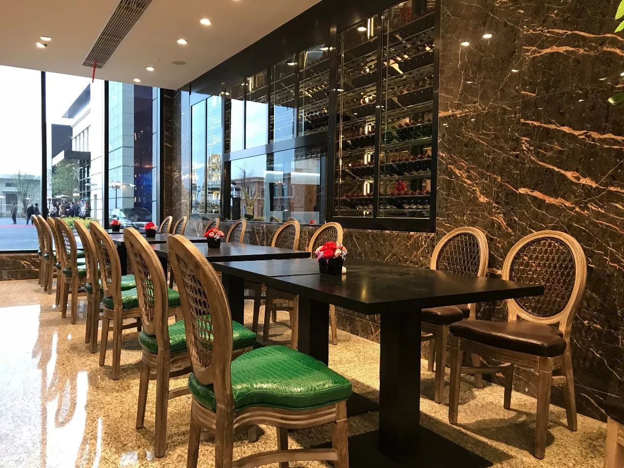 上海邦备实业有限公司不锈钢酒柜定制 上海邦备实业有限公司不锈钢酒柜定制